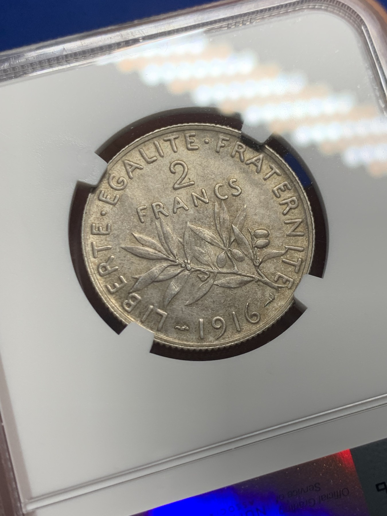 《竞宝斋》第246场-周日，周一 ，周二3场连拍 (全场包邮) NGC MS62 法国1916年播种女神2法郎银币