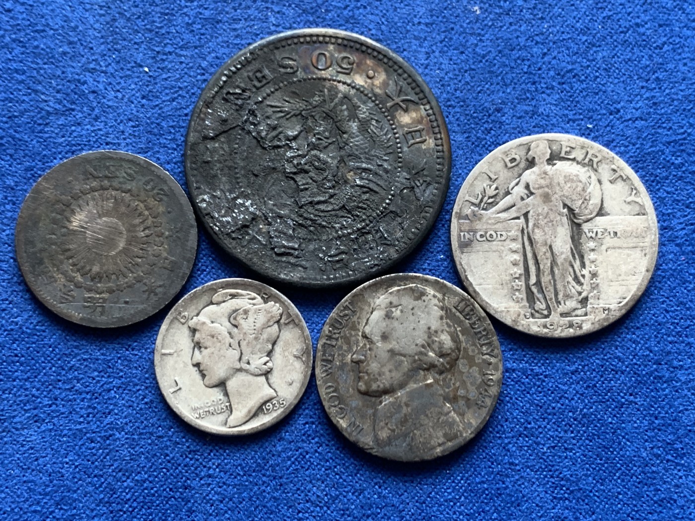 《竞宝斋》第246场-周日，周一 ，周二3场连拍 (全场包邮) 5枚一组 美日散币 明治三十六年五十钱，1926 Quarter等