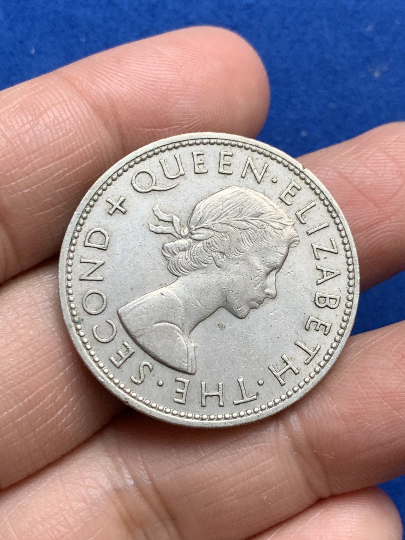 《竞宝斋》第246场-周日，周一 ，周二3场连拍 (全场包邮) 新西兰1963年半克朗