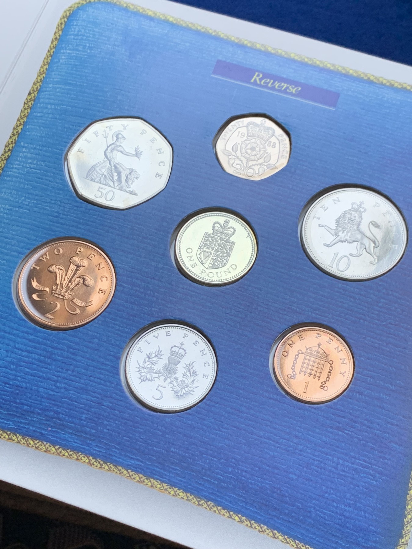 《竞宝斋》第246场-周日，周一 ，周二3场连拍 (全场包邮) 英国1988年硬币套装，共7枚