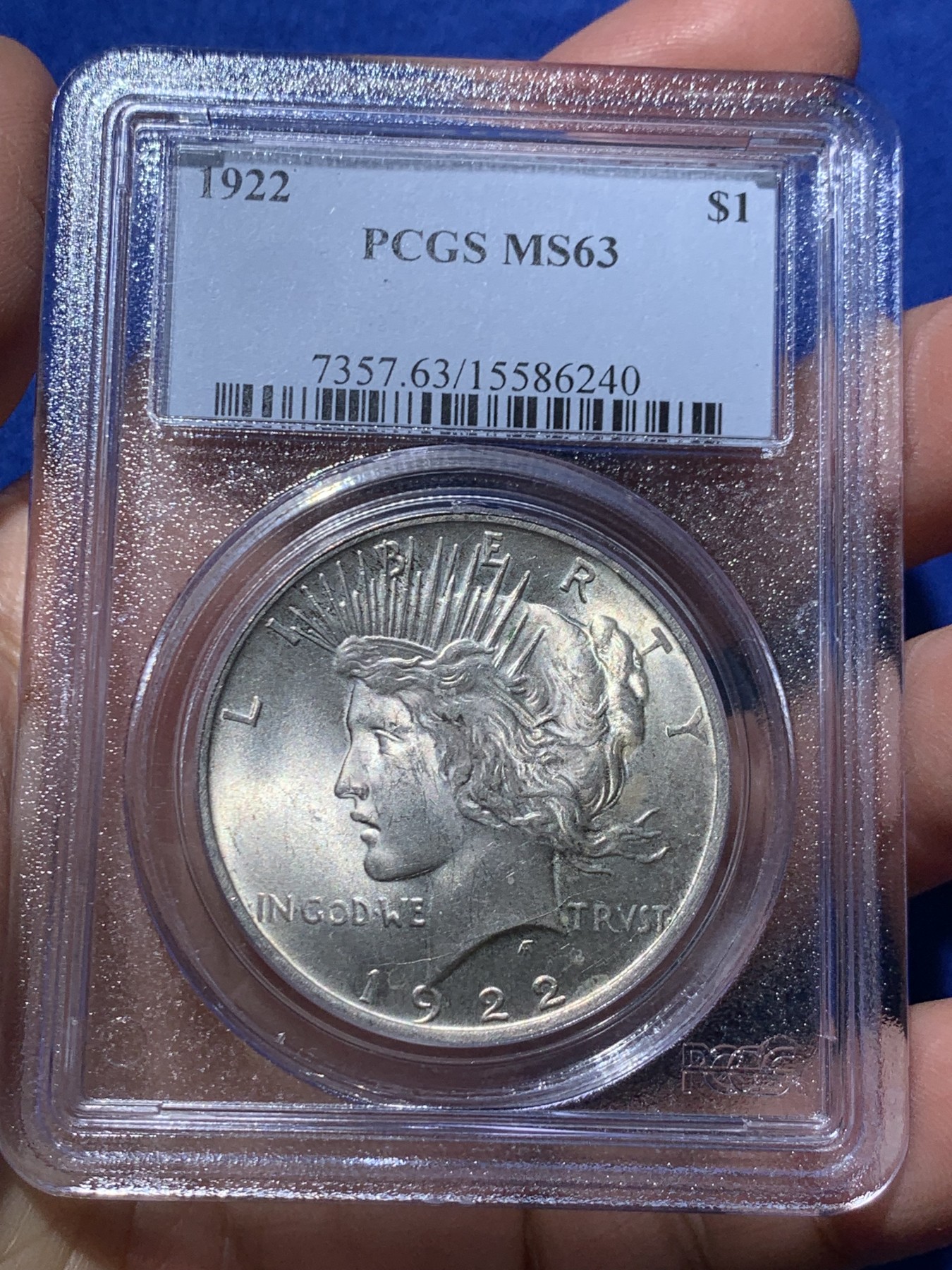 《竞宝斋》第246场-周日，周一 ，周二3场连拍 (全场包邮) PCGS-MS63 美国1922和平1元银币 pcgs老白标盒 严评 背面支撑脚小磕