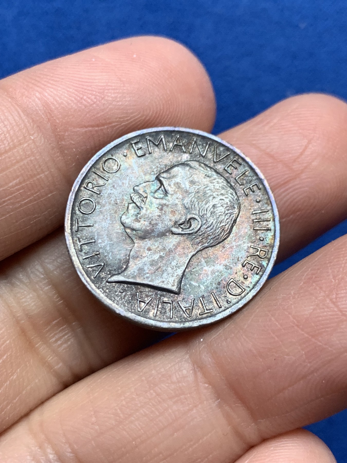 《竞宝斋》第246场-周日，周一 ，周二3场连拍 (全场包邮) 意大利 1927年 鹰版 5里拉银币