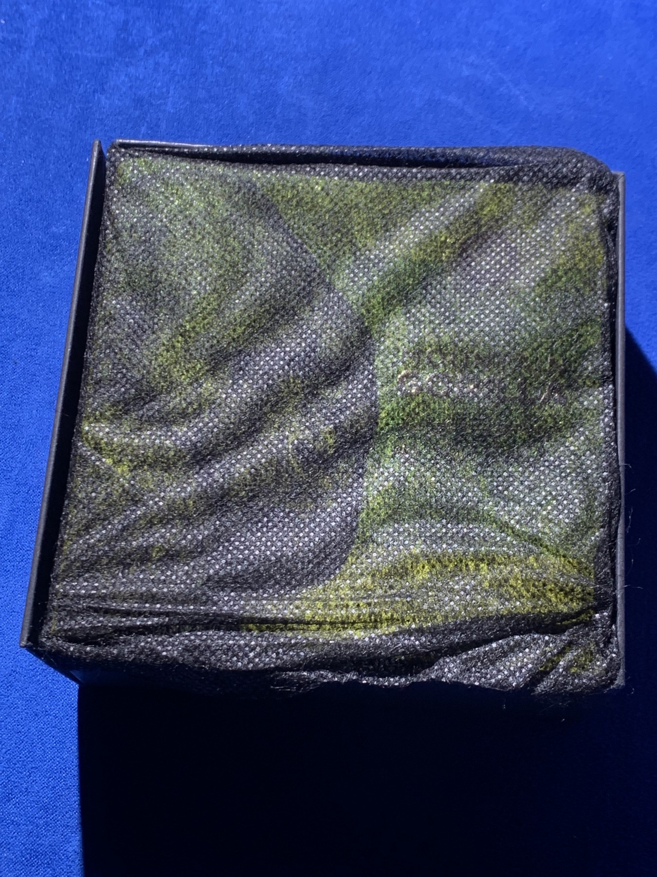 《竞宝斋》第246场-周日，周一 ，周二3场连拍 (全场包邮) 喀麦隆2021年2000中非法郎 山地猩猩2盎司高浮雕银币 发行500枚 雕刻精美 盒证全 62.2克 999银