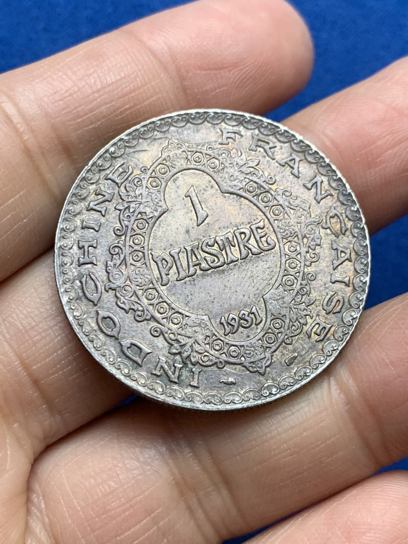 《竞宝斋》第246场-周日，周一 ，周二3场连拍 (全场包邮) 法属印度支那1931年最后的坐洋女神银币 脸前细划 细节见图