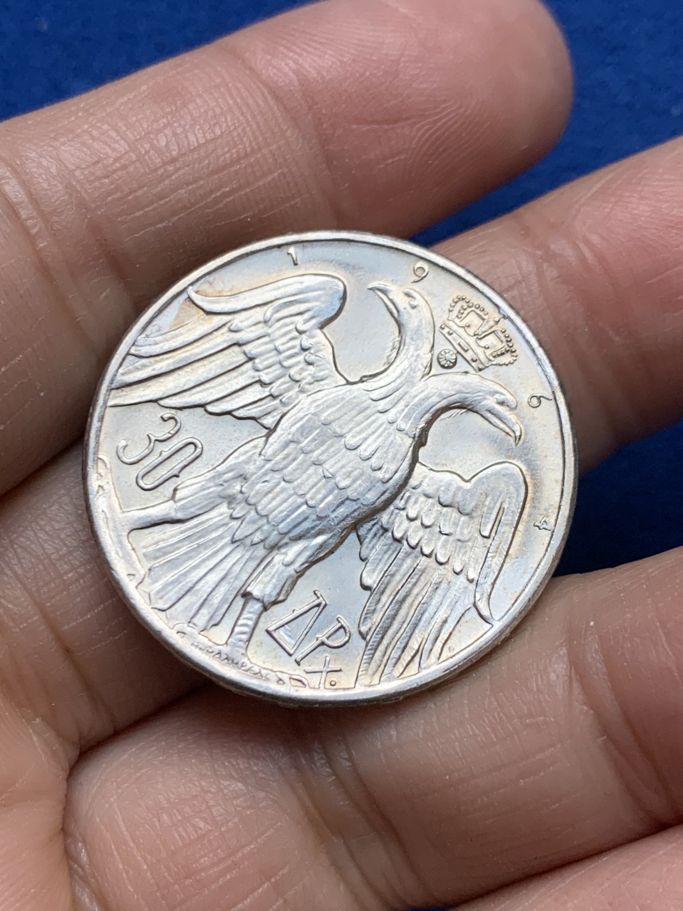 《竞宝斋》第246场-周日，周一 ，周二3场连拍 (全场包邮) 希腊1964年30德拉马克银币 原光