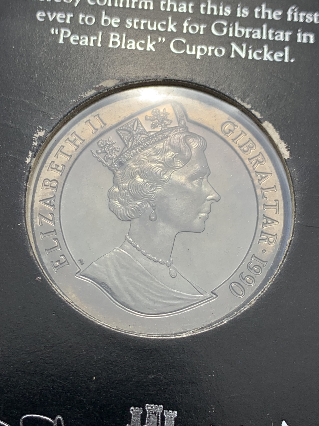 《竞宝斋》第247场-周日，周一 ，周二3场连拍 (全场包邮) 直布罗陀1990年纪念“珍珠黑”便士150周年1克朗