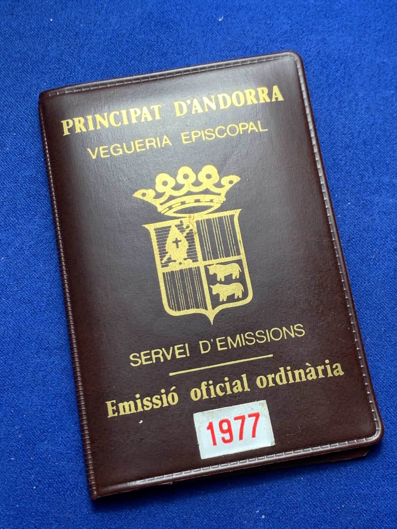 《竞宝斋》第247场-周日，周一 ，周二3场连拍 (全场包邮) 安道尔1977年红衣主教 币章 925银 25克 带包装