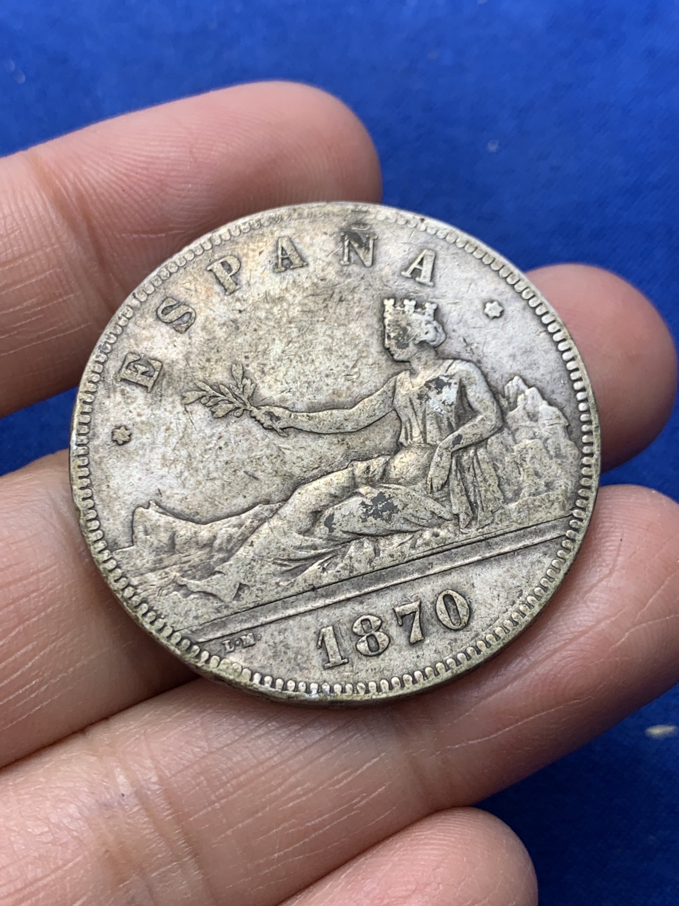 《竞宝斋》第247场-周日，周一 ，周二3场连拍 (全场包邮) 西班牙1870年坐人拿花5比塞塔双柱大银币