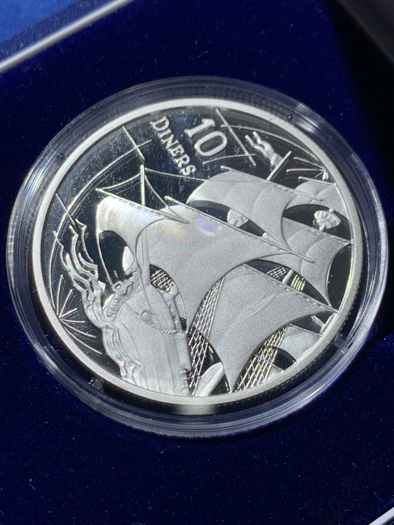 《竞宝斋》第247场-周日，周一 ，周二3场连拍 (全场包邮) 安道尔 1996 海军探索 10D 大银币 31.47克 925银