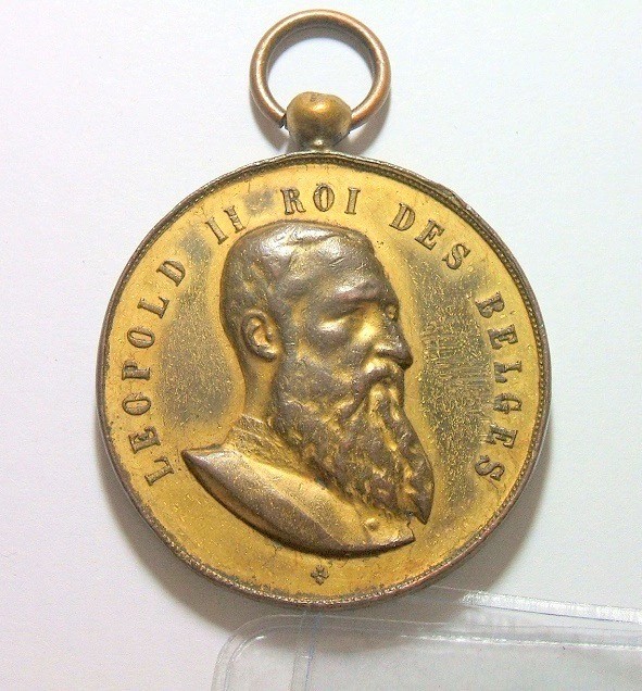 比利时1909年 利奥波德二世高浮雕精制大镀金章 40MM