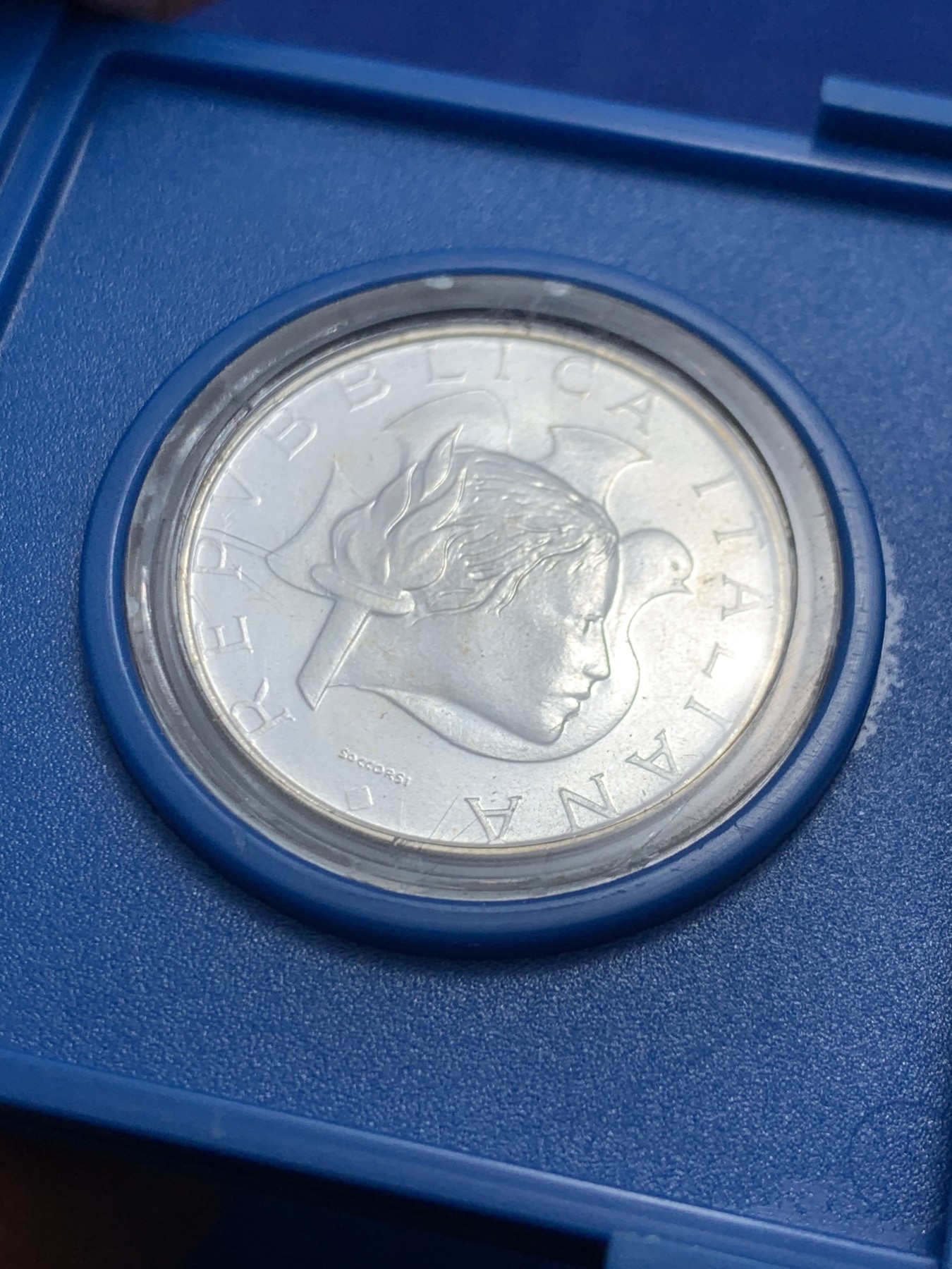 《竞宝斋》第247场-周日，周一 ，周二3场连拍 (全场包邮) 意大利 1984年 三猛男 500里拉 银币