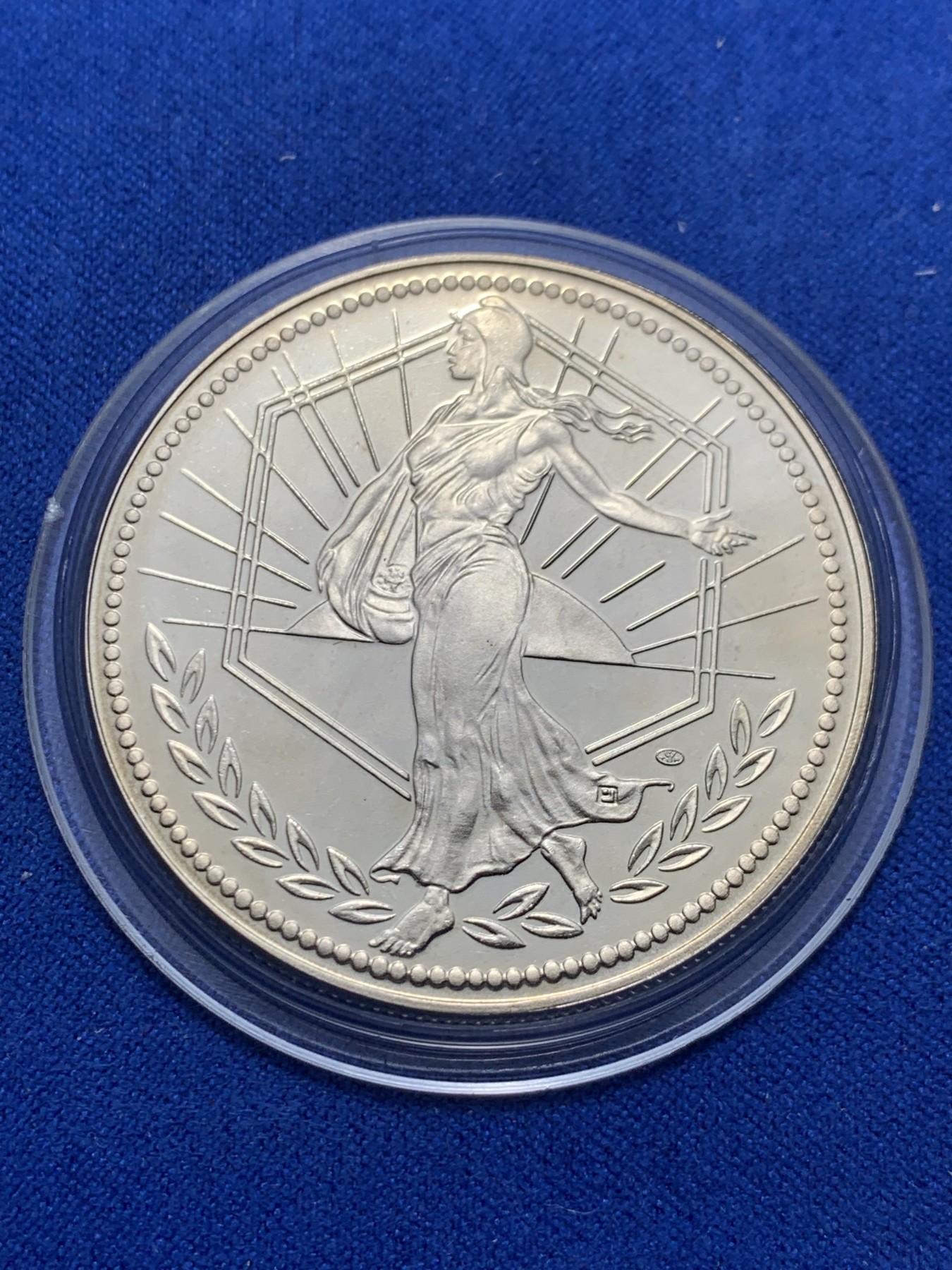 《竞宝斋》第247场-周日，周一 ，周二3场连拍 (全场包邮) 法国2000年ESSAI厂播种女神试铸镍币 克朗型