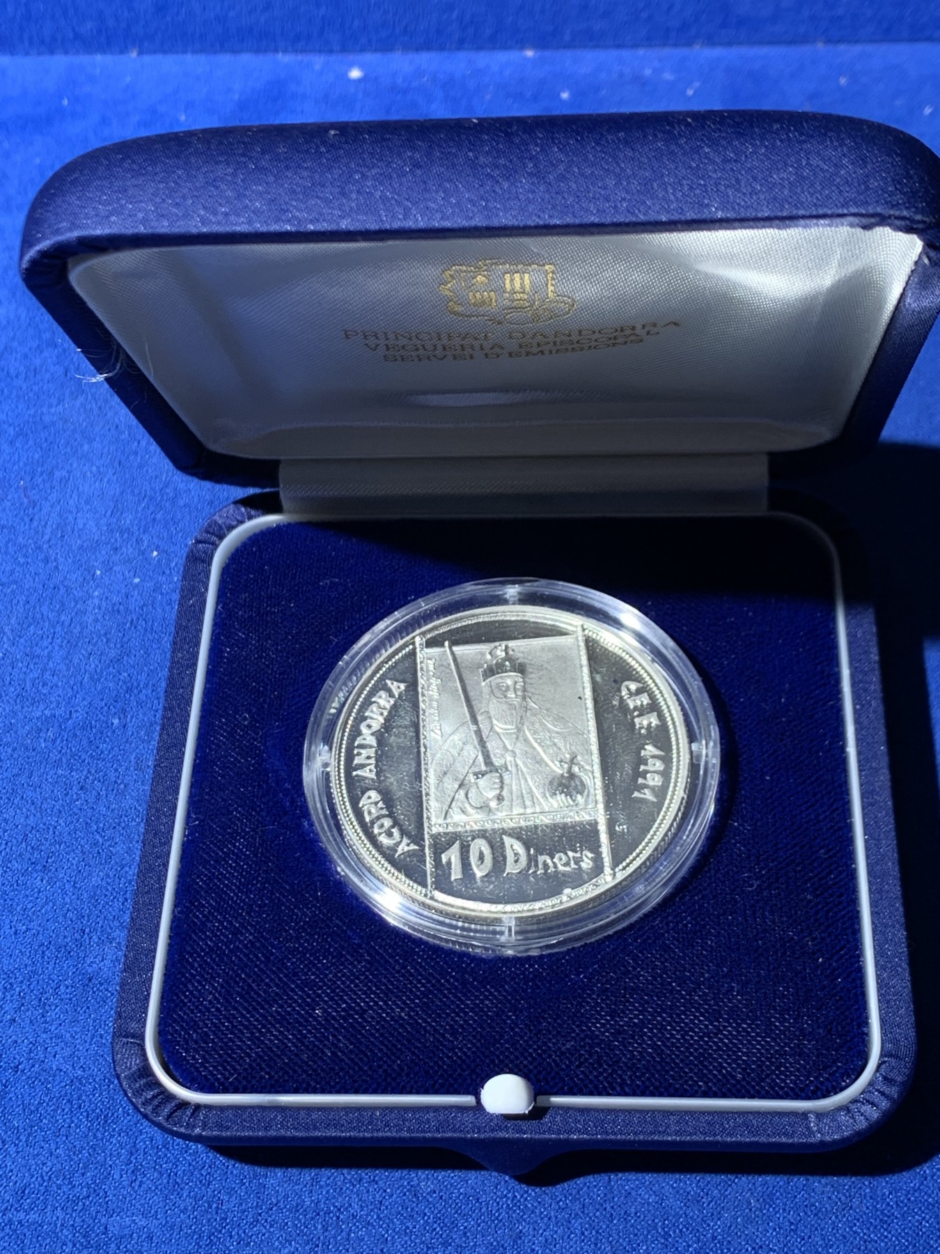 《竞宝斋》第247场-周日，周一 ，周二3场连拍 (全场包邮) 安道尔 1991年 查理曼大帝 10D 大银币 31.47克 925银