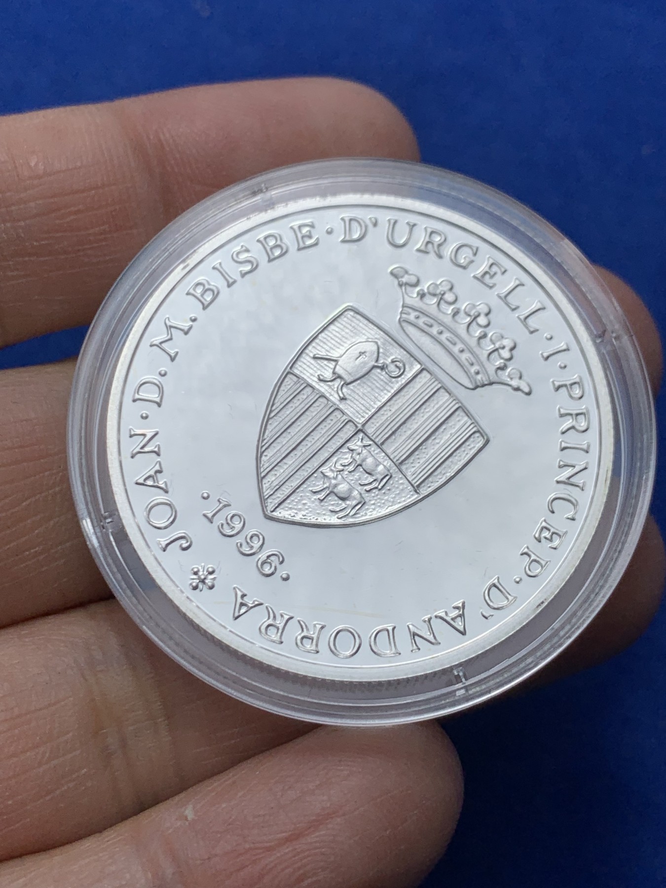 《竞宝斋》第247场-周日，周一 ，周二3场连拍 (全场包邮) 安道尔 1996 海军探索 10D 大银币 31.47克 925银