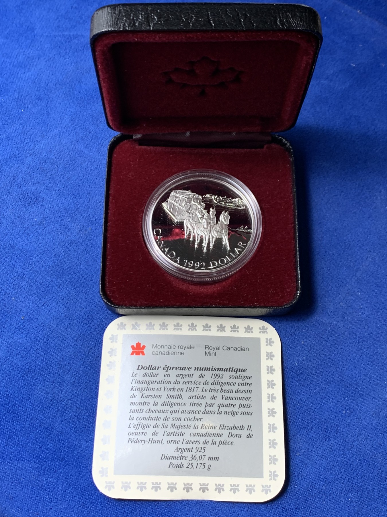 《竞宝斋》第247场-周日，周一 ，周二3场连拍 (全场包邮) 原盒证书 加拿大 1992年 驿站马车 1元 精制大银币 925银 25.1克