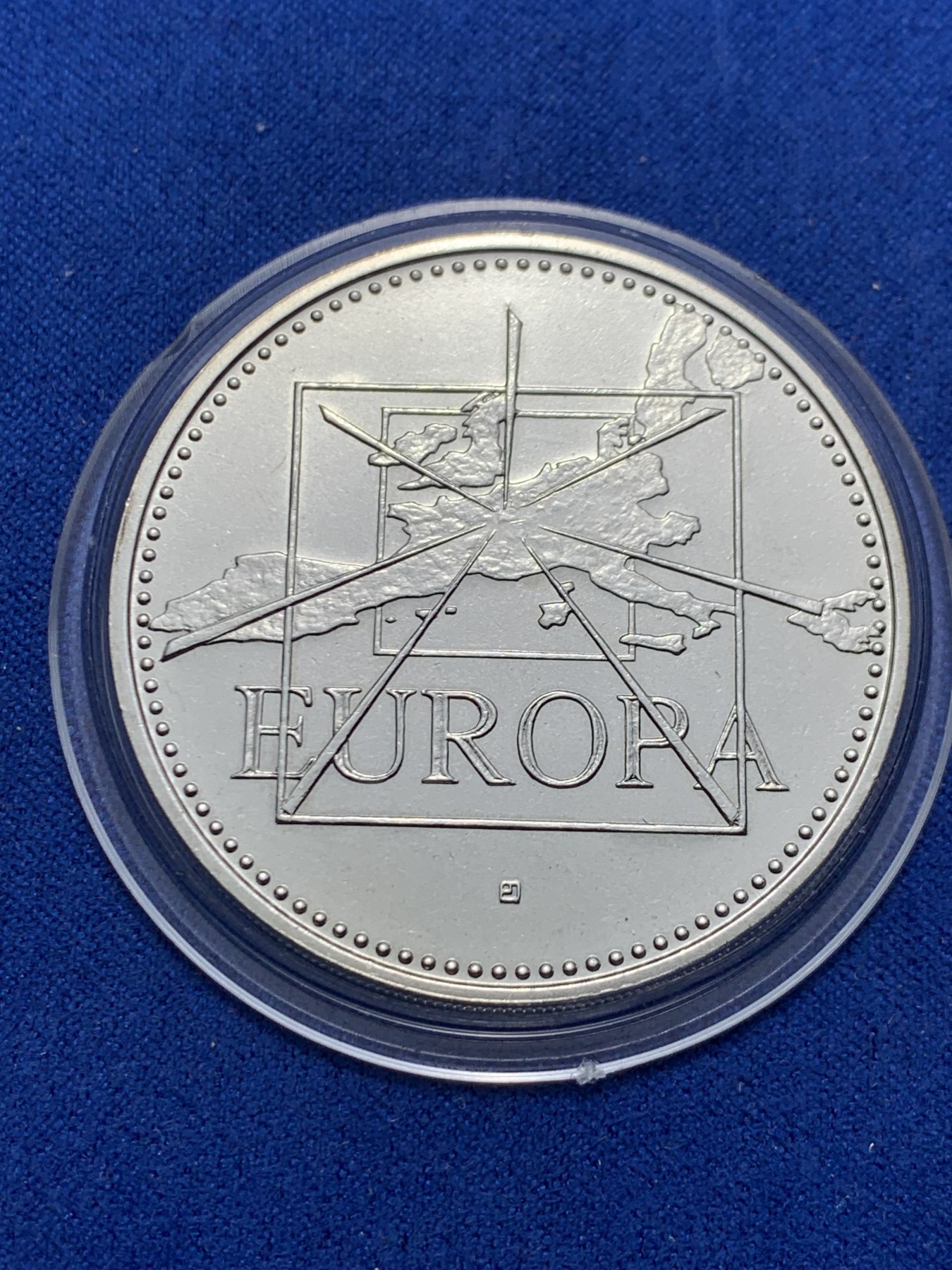 《竞宝斋》第247场-周日，周一 ，周二3场连拍 (全场包邮) 法国1996年 厂试铸镍币 克朗型