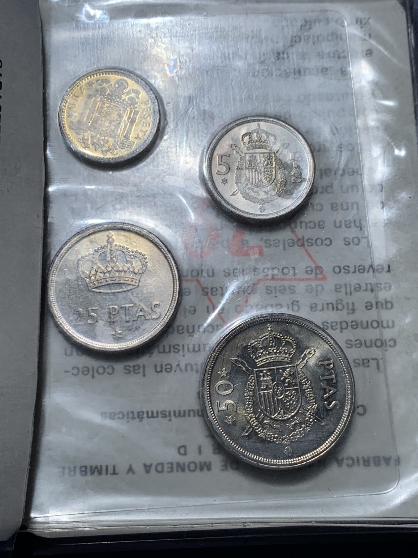 《竞宝斋》第247场-周日，周一 ，周二3场连拍 (全场包邮) 册子装 西班牙 1979年胡安卡洛斯一世 4枚套币 造币厂封装