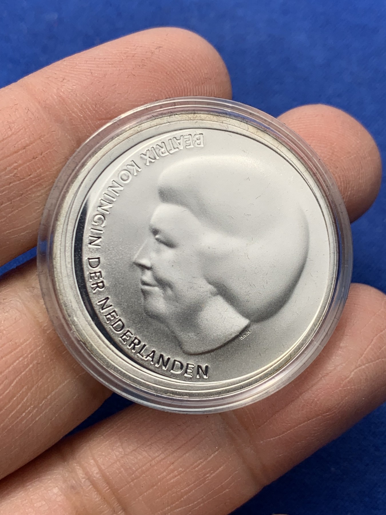 《竞宝斋》第247场-周日，周一 ，周二3场连拍 (全场包邮) 黑盒证书 荷兰2002年 10欧元大银币 17.8克