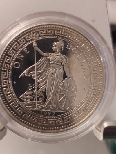 燕姐换藏第78拍 1997年香港回归纪念章一套两枚