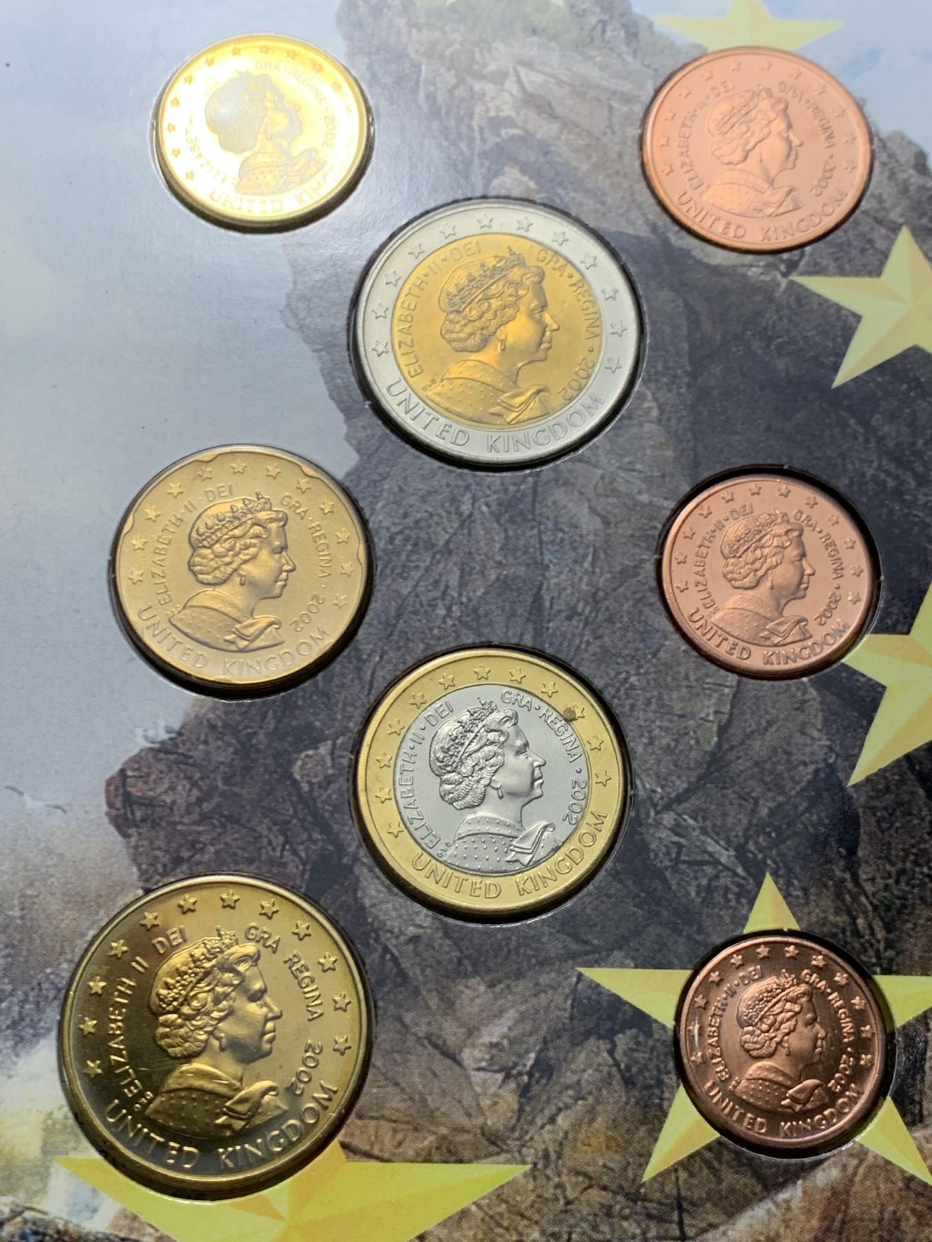 《竞宝斋》第247场-周日，周一 ，周二3场连拍 (全场包邮) 原封装英国 2002年 欧元试铸 ESSAI样币 8枚套卡装 少见