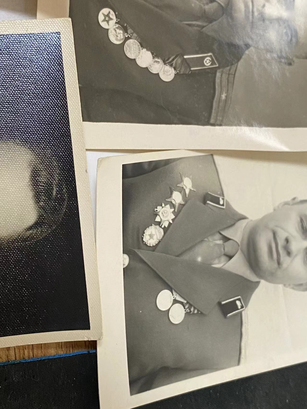 苏联勋章奖章3月11日拍卖第四期3月13日晚上九点结束 五张军官档案照片都得过2红星一卫国