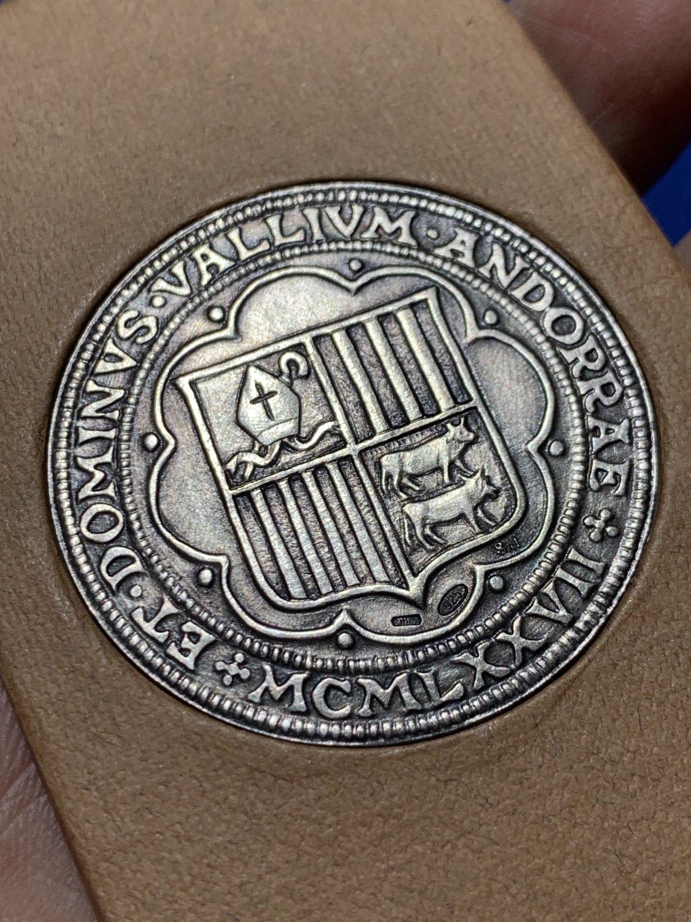 《竞宝斋》第247场-周日，周一 ，周二3场连拍 (全场包邮) 安道尔1977年红衣主教 币章 925银 25克 带包装