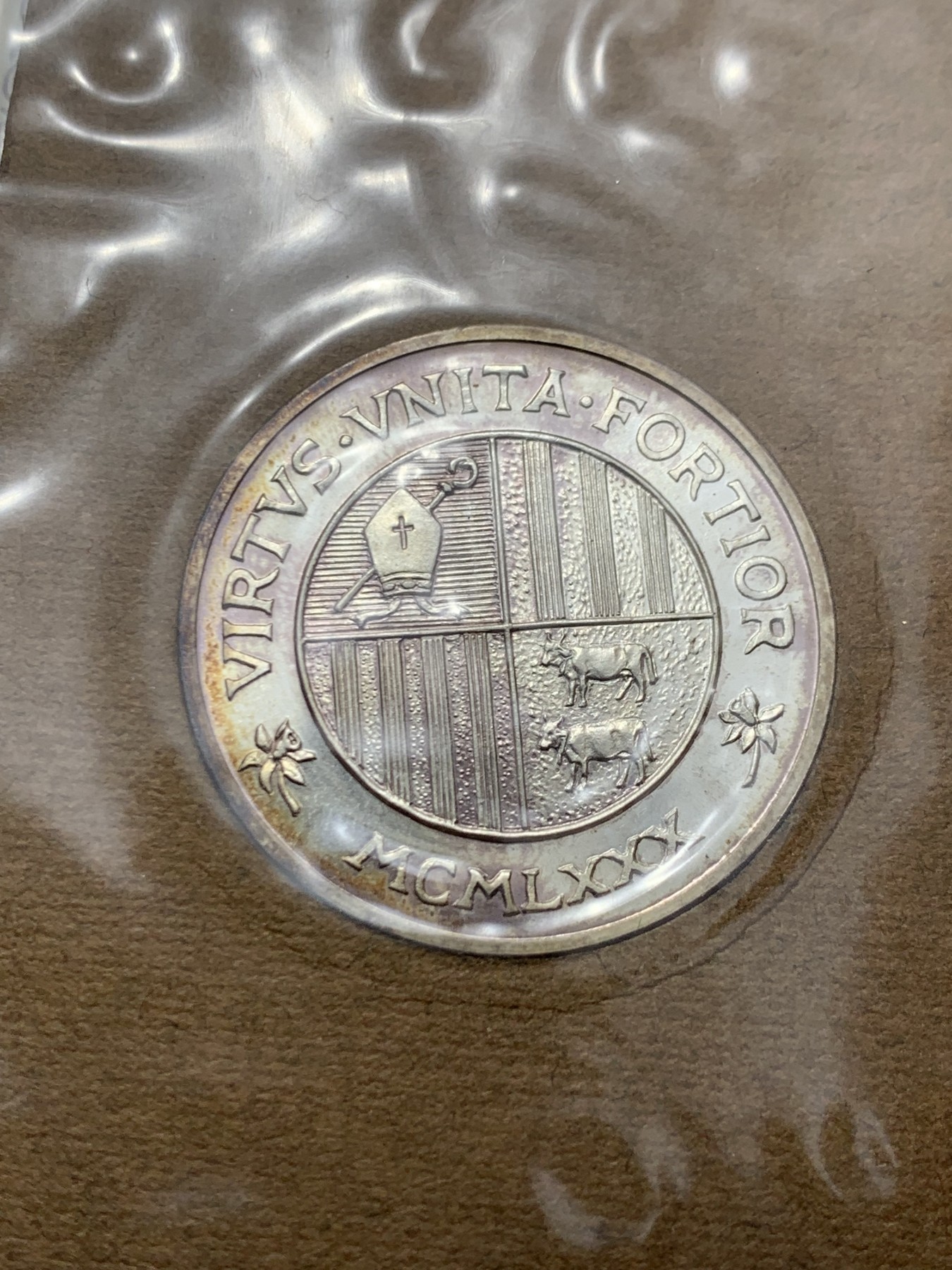 《竞宝斋》第247场-周日，周一 ，周二3场连拍 (全场包邮) 安道尔 1980 纪念银章