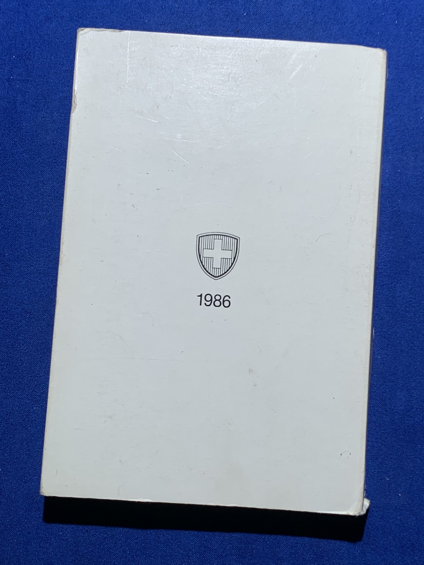 《竞宝斋》第247场-周日，周一 ，周二3场连拍 (全场包邮) 瑞士 1986年 原盒封装 黑皮精制 套币 完美品 值得收藏