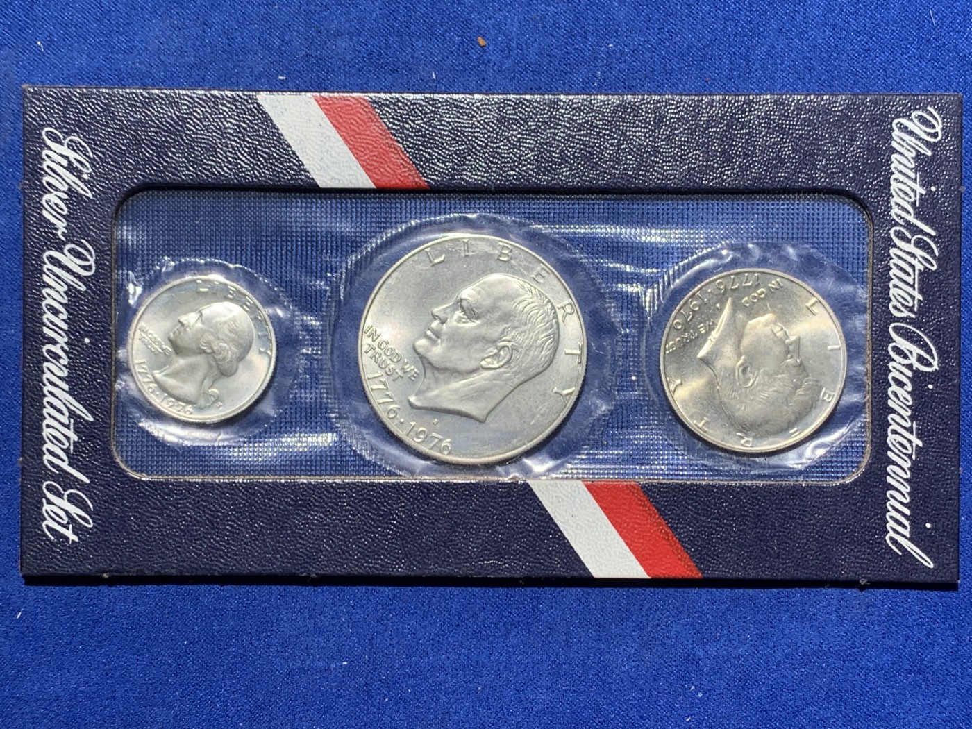 《竞宝斋》第247场-周日，周一 ，周二3场连拍 (全场包邮) 美国1976年独立200周年纪念银币三枚套