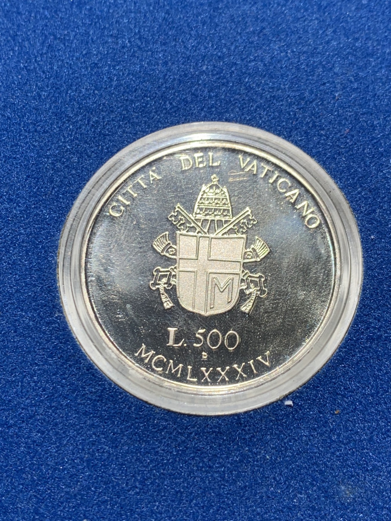 《竞宝斋》第247场-周日，周一 ，周二3场连拍 (全场包邮) 原盒 梵蒂冈1984年 洗礼系列 500里拉 精制银币