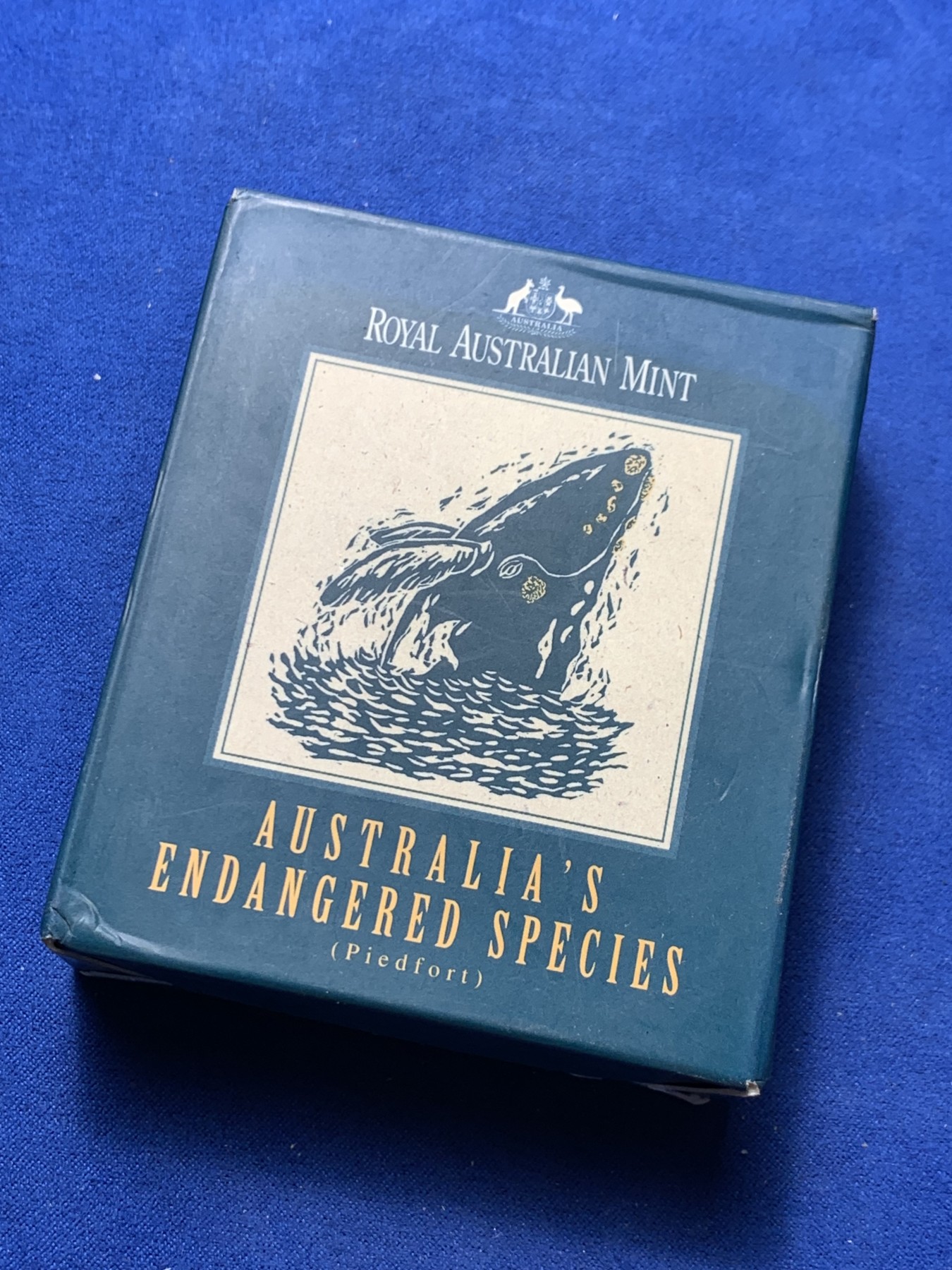 《竞宝斋》第247场-周日，周一 ，周二3场连拍 (全场包邮) 澳大利亚 1996  南露脊鲸 10元 大银币 加厚 40克 925银