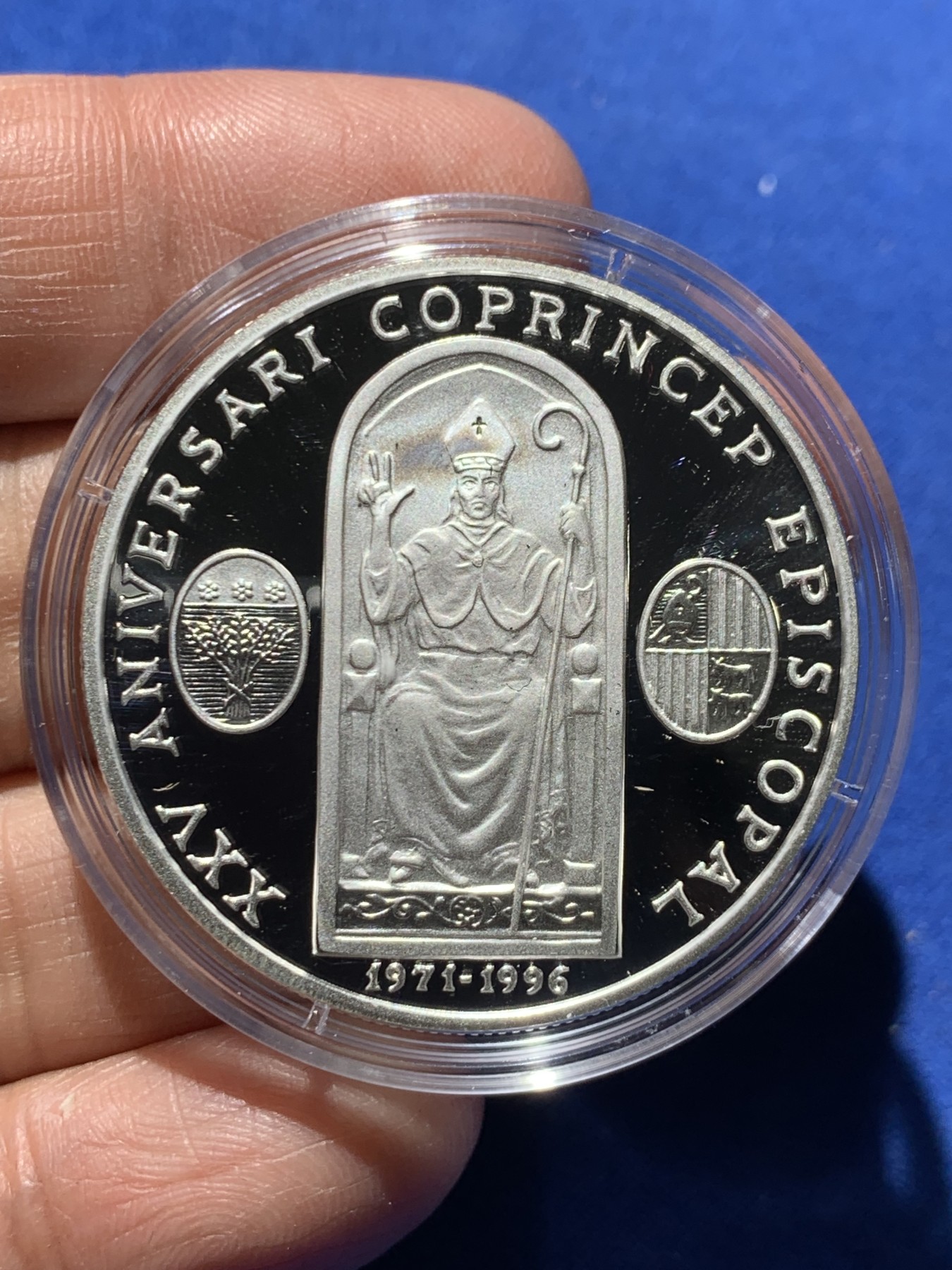 《竞宝斋》第247场-周日，周一 ，周二3场连拍 (全场包邮) 安道尔 1996 10D 大银币  31.47克 925银