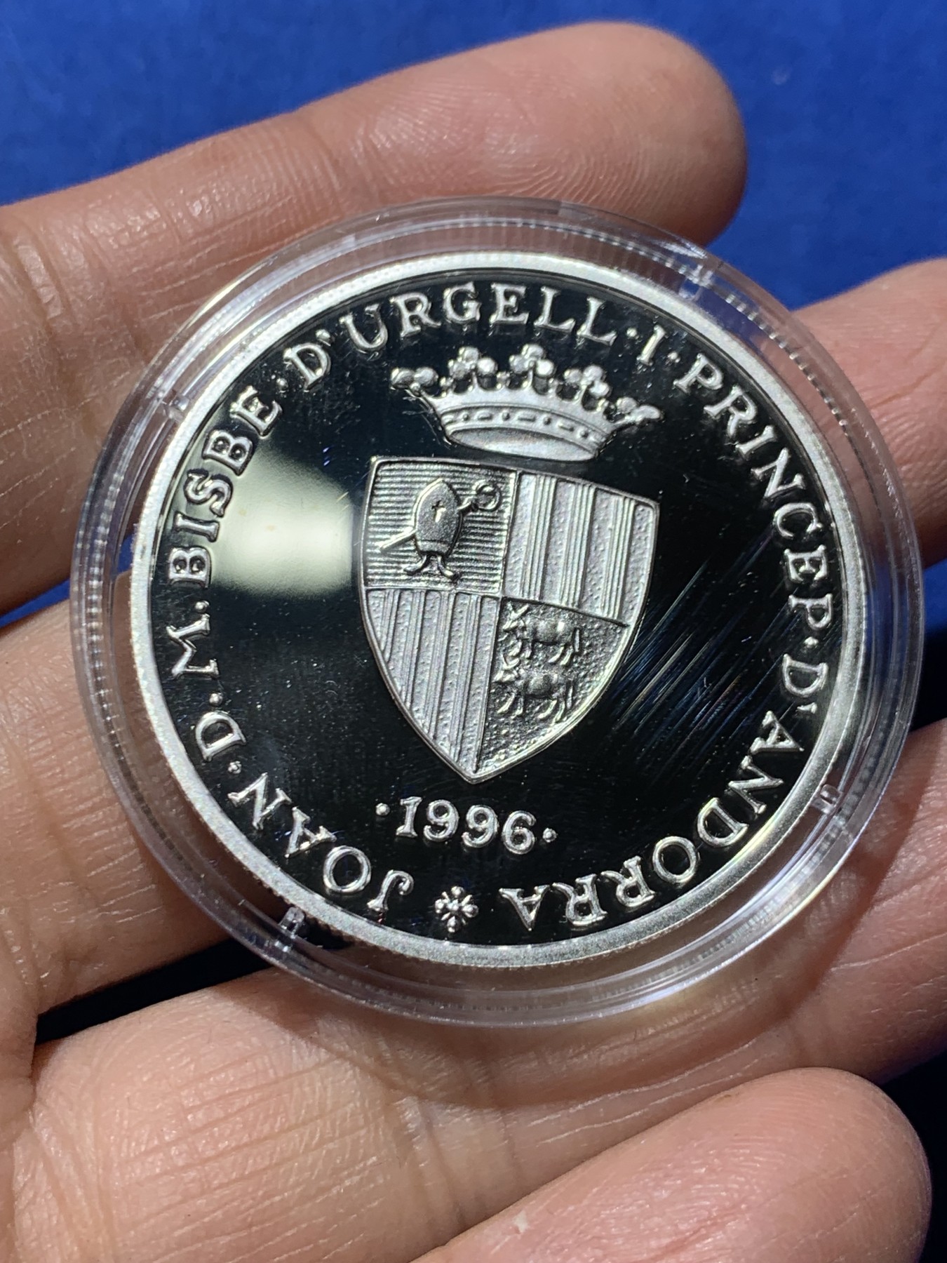 《竞宝斋》第247场-周日，周一 ，周二3场连拍 (全场包邮) 安道尔 1996 海军探索 10D 大银币 31.47克 925银