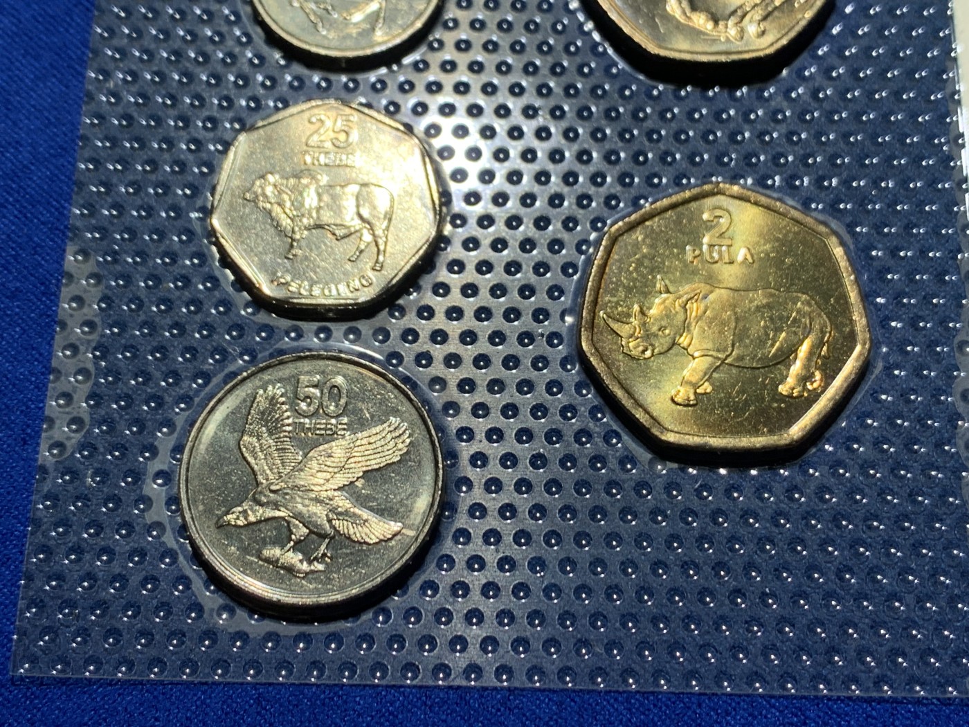 《竞宝斋》第247场-周日，周一 ，周二3场连拍 (全场包邮) 博茨瓦纳6枚装套币