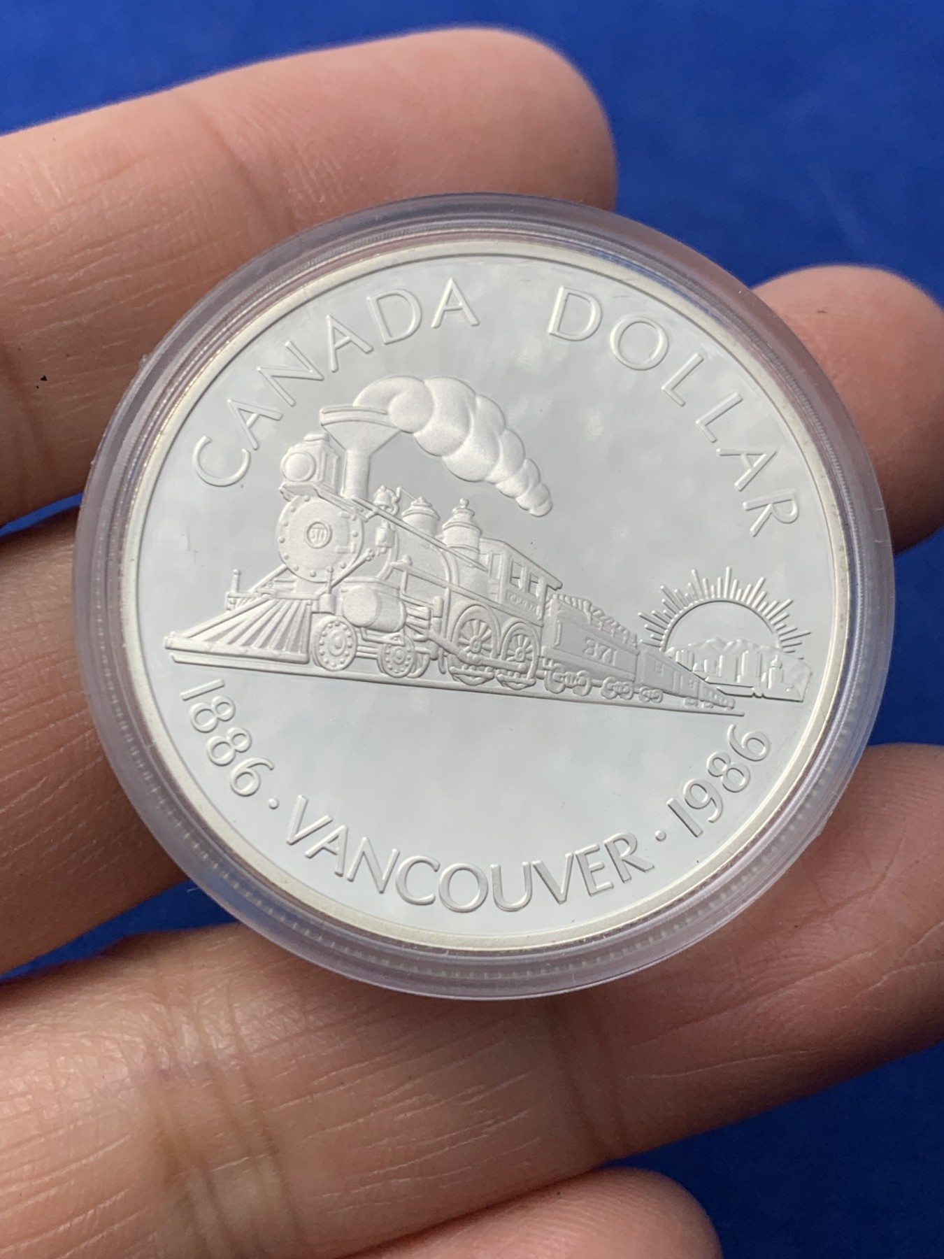 《竞宝斋》第247场-周日，周一 ，周二3场连拍 (全场包邮) 获奖币 加拿大1986年温哥华建城暨铁路通车百年精制纪念银币 1988年克劳斯最佳银币、最佳克郎币