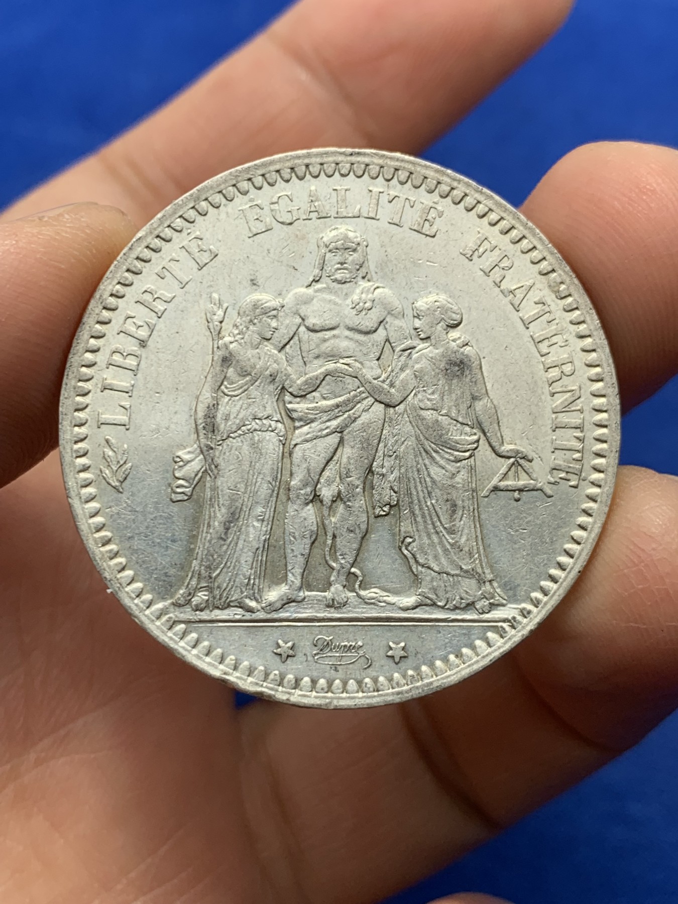 《竞宝斋》第247场-周日，周一 ，周二3场连拍 (全场包邮) 法国1873年大力神5法郎银币