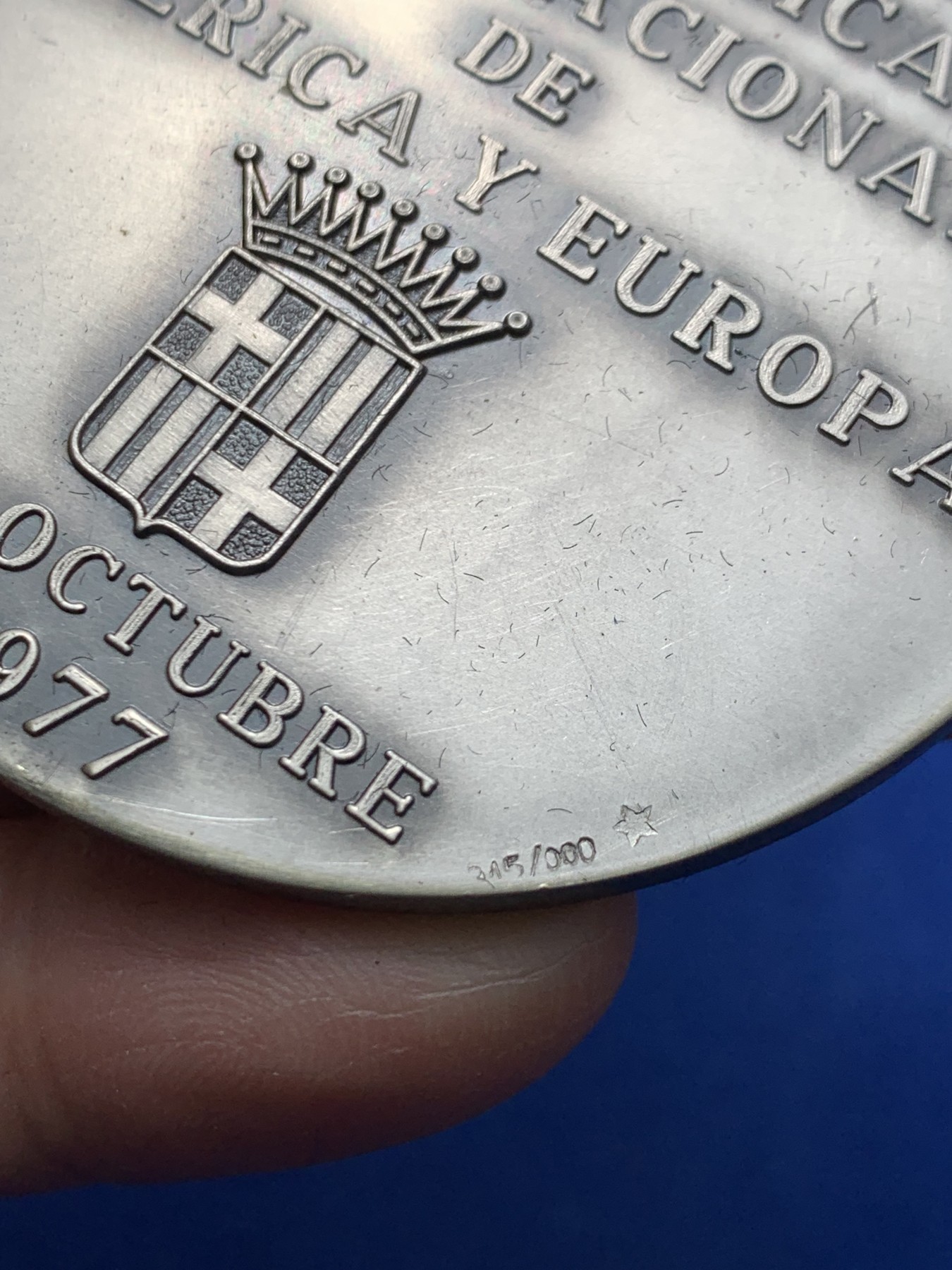 《竞宝斋》第247场-周日，周一 ，周二3场连拍 (全场包邮) 西班牙1977年国际有票展915银大银章 60.5mm 101.4克