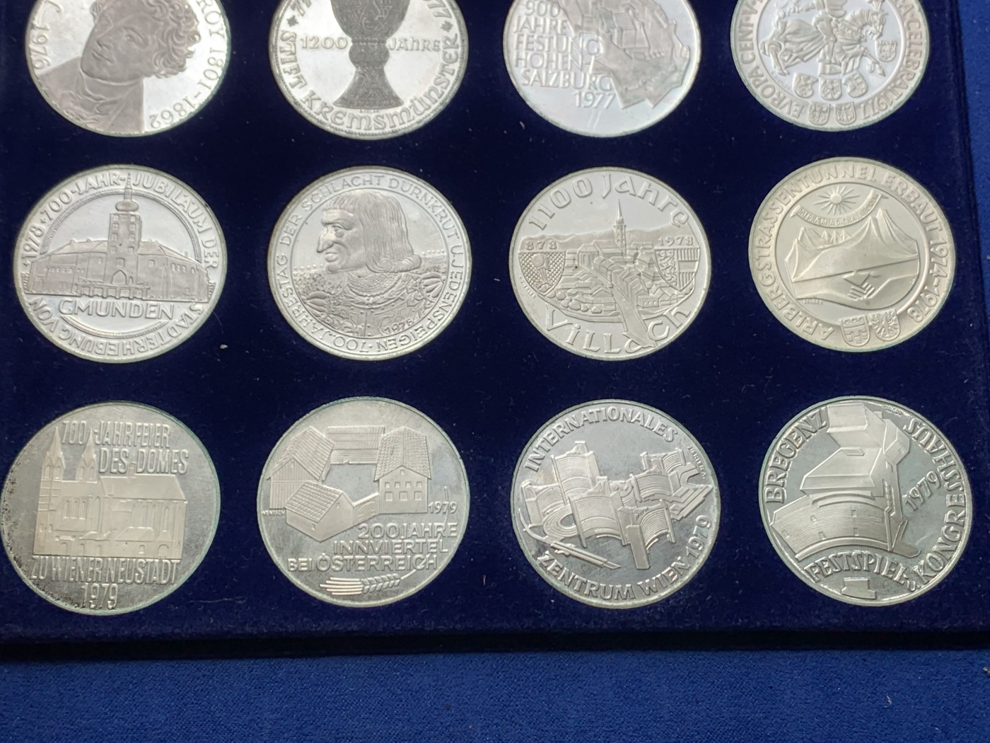 《竞宝斋》第247场-周日，周一 ，周二3场连拍 (全场包邮) 奥地利 100先令 24枚套 单枚重量 23.93克 640银 非常难得一套 极少见