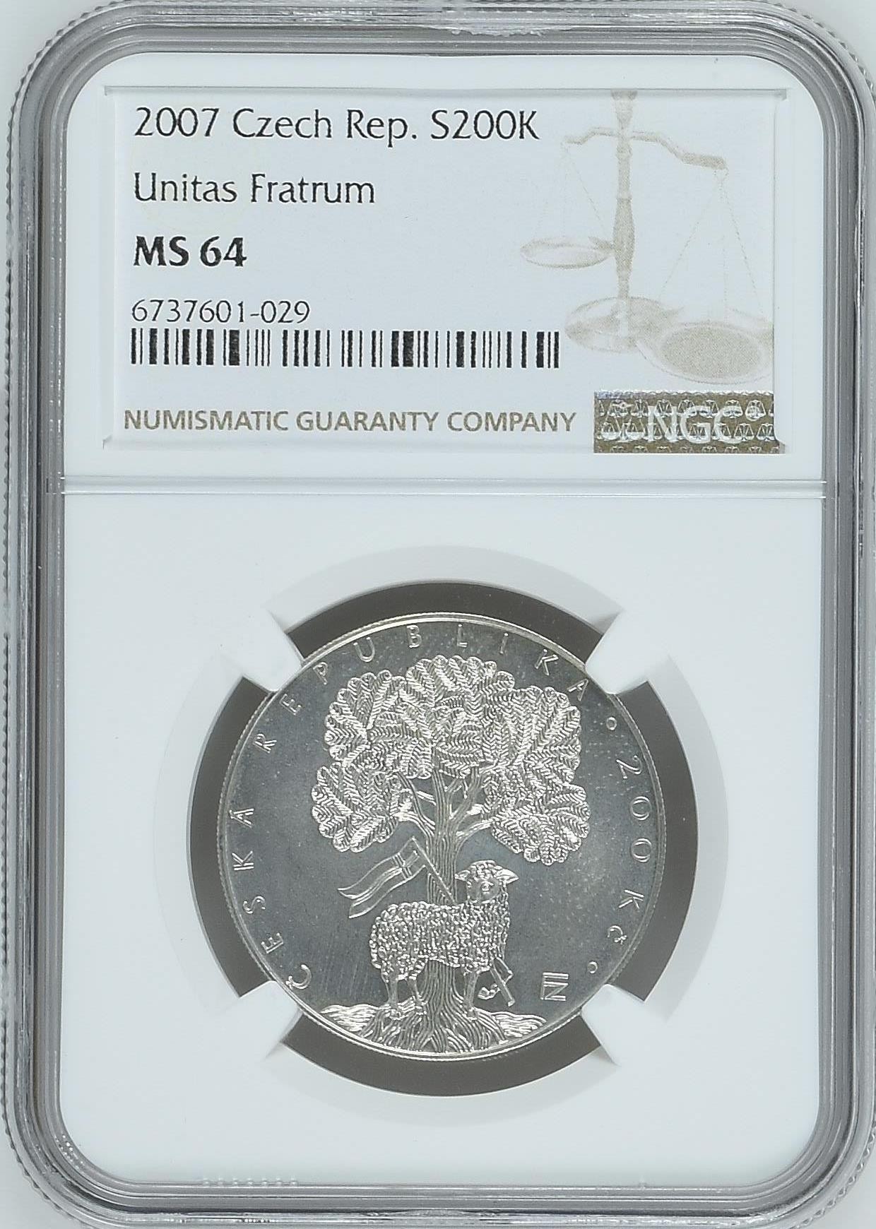 长老汇龙年精选第三场 2007 捷克兄弟会成立550周年200克朗银币，NGC MS64分，唯一冠军分