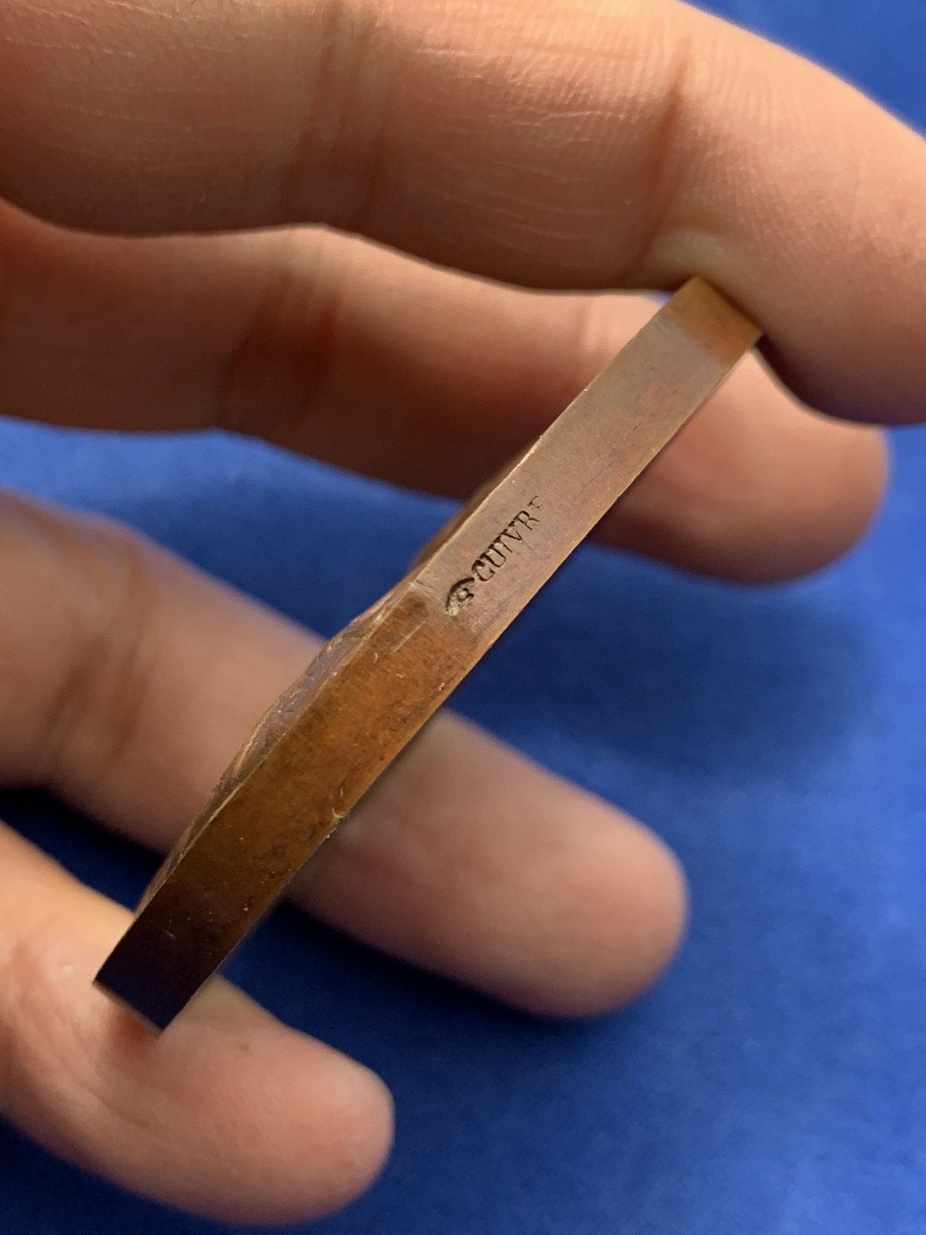 《竞宝斋》第247场-周日，周一 ，周二3场连拍 (全场包邮) 法国1840年墨洛维国王大铜章 72.2克 51.7mm