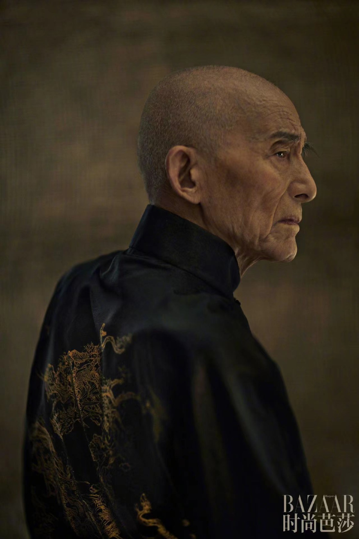  零元拍：“爷叔”游本昌老先生献给春天的演讲和这本亲签的《环球银幕》一起送给在国家线边缘的你……
