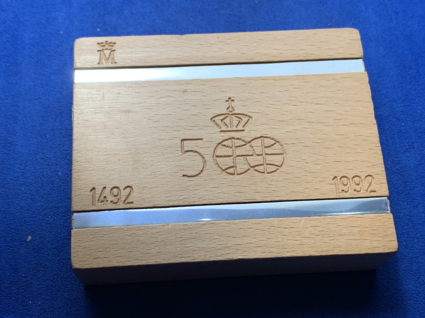 《竞宝斋》第247场-周日，周一 ，周二3场连拍 (全场包邮) 西班牙1991年 五百周年系列 5000比塞塔精制大银币 54克 925银