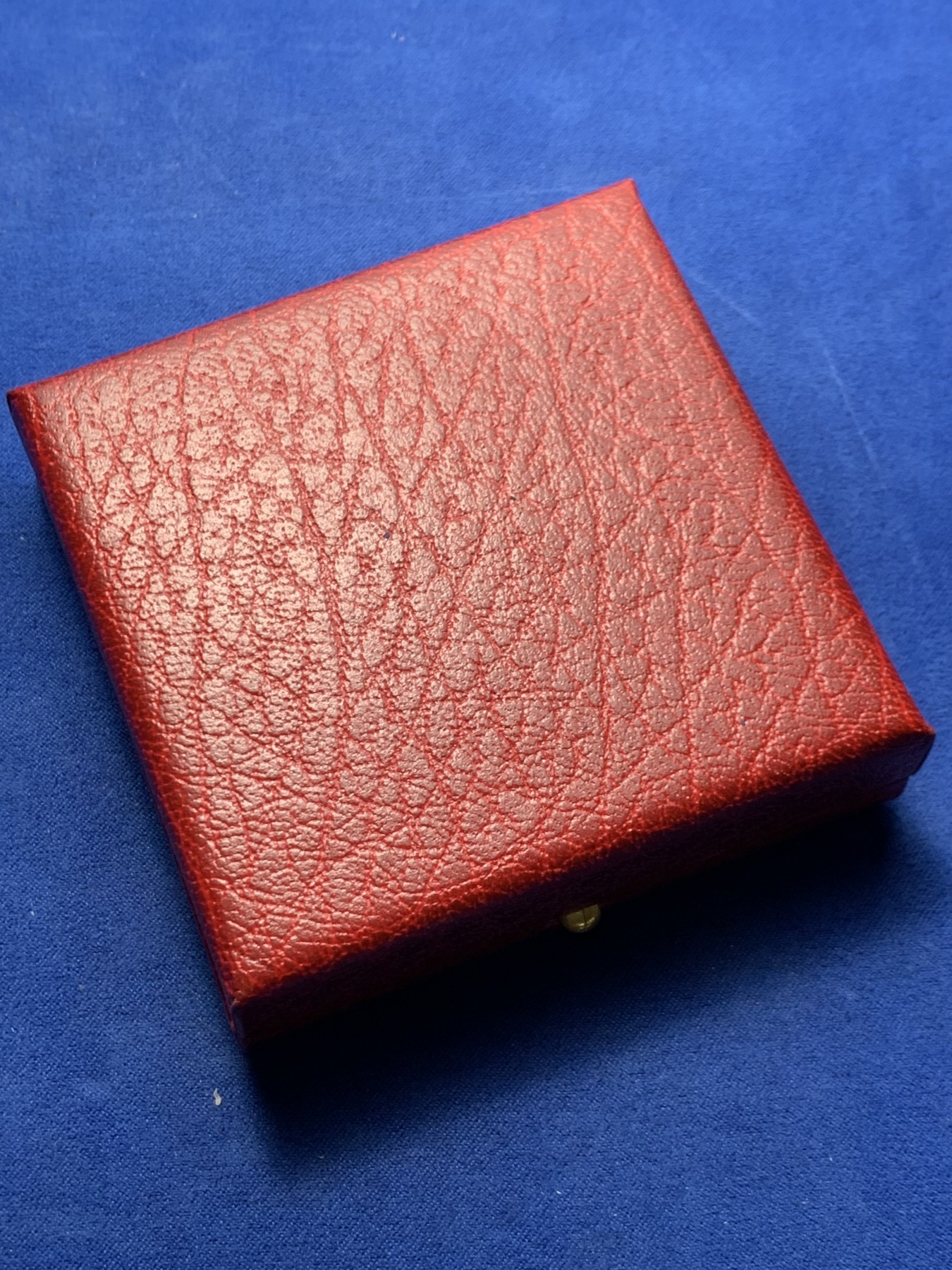 《竞宝斋》第247场-周日，周一 ，周二3场连拍 (全场包邮) 西班牙1977年国际有票展915银大银章 60.5mm 101.4克