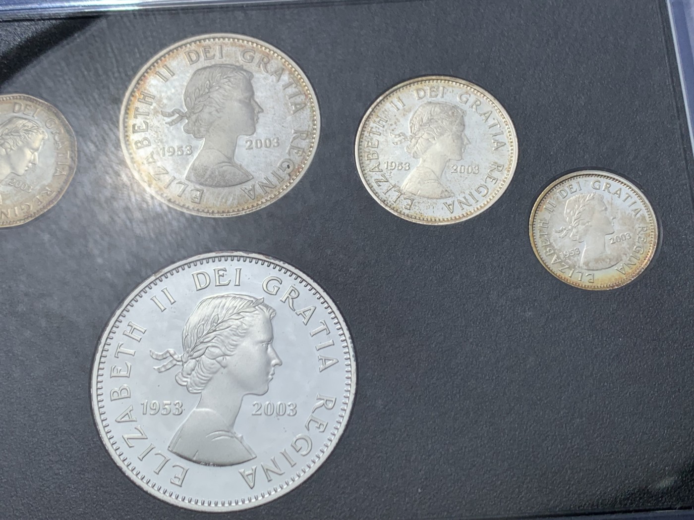 《竞宝斋》第247场-周日，周一 ，周二3场连拍 (全场包邮) 加拿大 2003 伊丽莎白二世 50周年纪念  6枚套 含5枚银币925银 详情见证书 少见品种