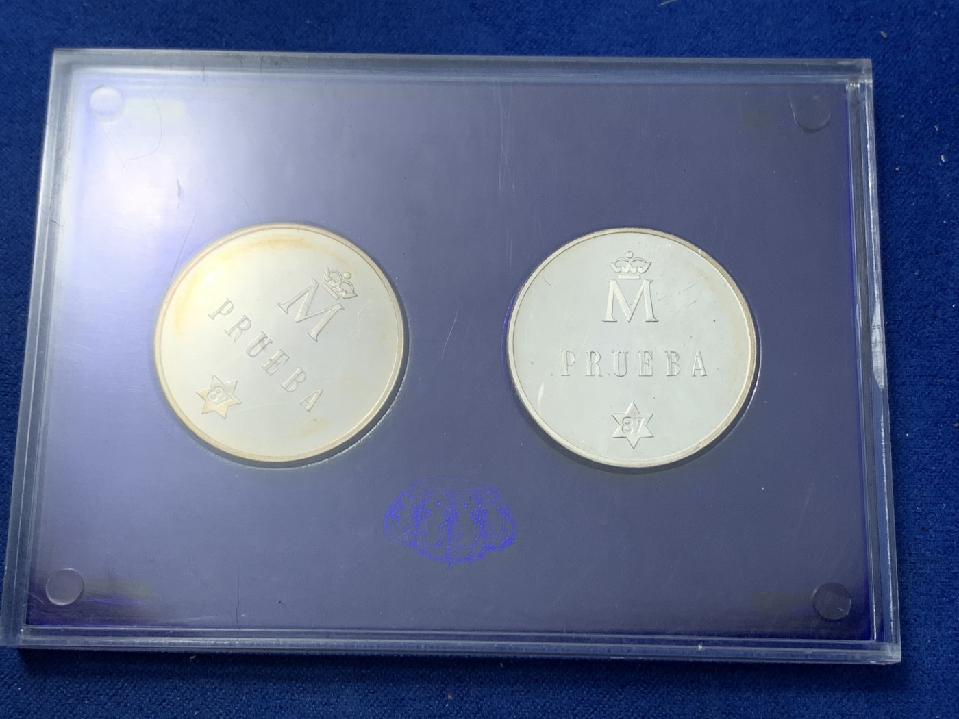 《竞宝斋》第247场-周日，周一 ，周二3场连拍 (全场包邮) 西班牙1987年 一组六枚试铸币和章 其中两枚是银制 带证书 原包装很少见