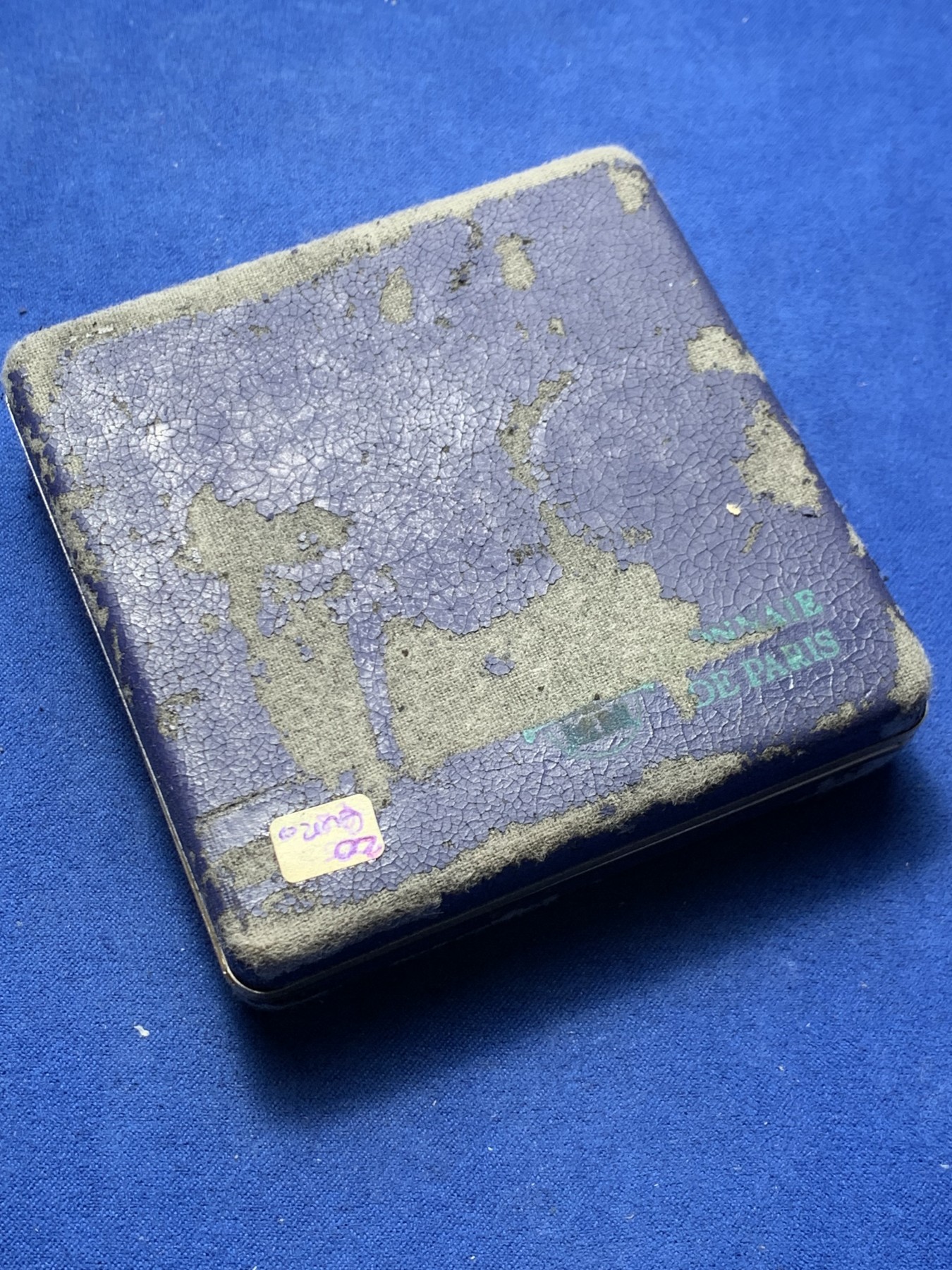 《竞宝斋》第247场-周日，周一 ，周二3场连拍 (全场包邮) 法国 1990 查理曼大帝 100法郎 加厚版银币  22.2克900银