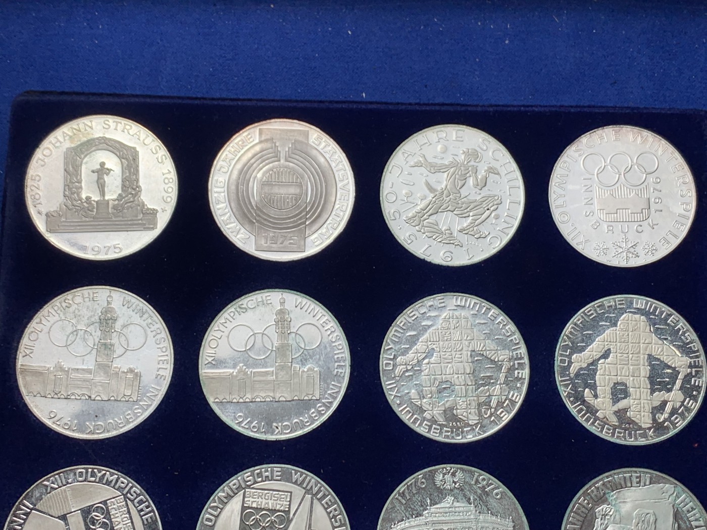 《竞宝斋》第247场-周日，周一 ，周二3场连拍 (全场包邮) 奥地利 100先令 24枚套 单枚重量 23.93克 640银 非常难得一套 极少见