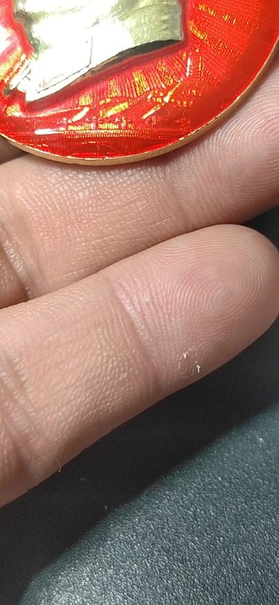 毛主席像章拍场，都是部队章 🔥🔥🔥🔥毛主席像章，46.6毫米，背面有铭文：七二五O部队