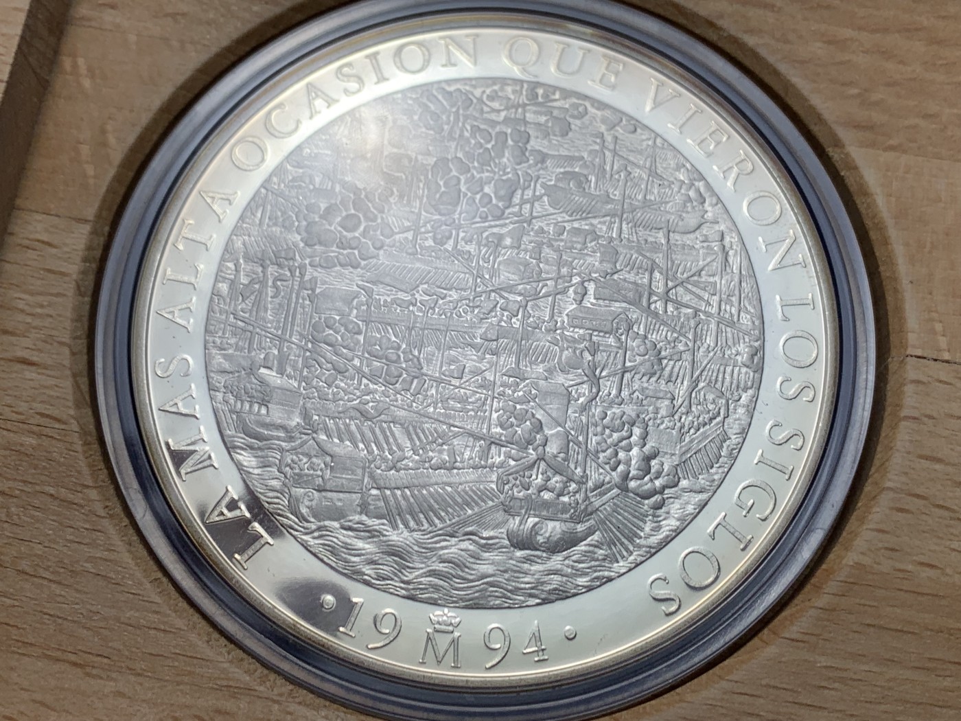 《竞宝斋》第247场-周日，周一 ，周二3场连拍 (全场包邮) 西班牙1994年25ECU精制大银币 原盒证书 少见 168.75克 925银 比5盎司还大