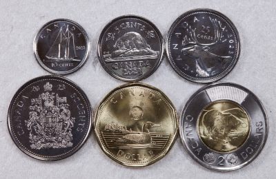 S&S Numismatic世界钱币-拍卖 第73期 （外出参加币展，25日回国发货） - 加拿大2023年 查尔斯三世头像 6枚套币 含1枚双色高值币